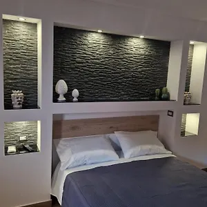 https://angel-house-oasi.taorminaitalyhotels.com